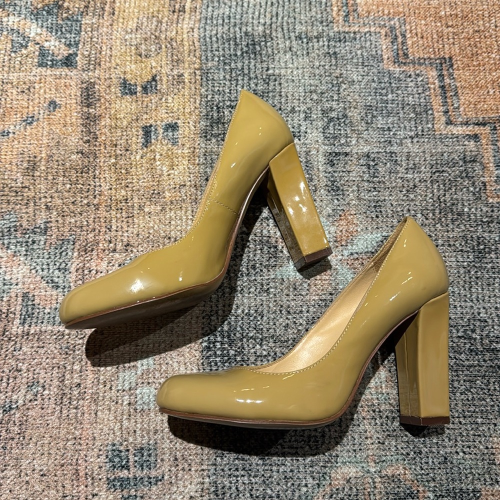 Kate Spade Block Heel Beige/Taupe Pumps